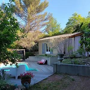 Hébergement de vacances Sous L'olivier, Buisson